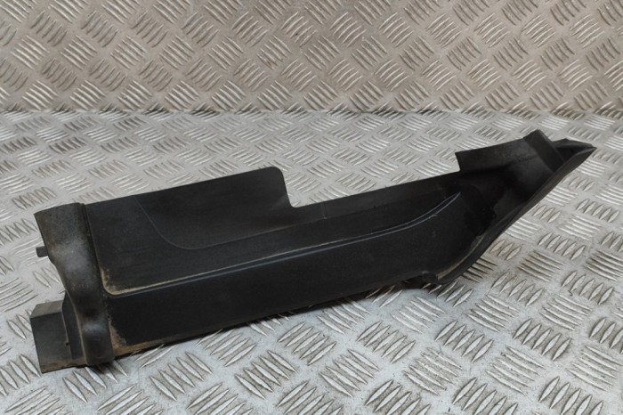 Aripa de plastic st&acirc;nga față AUDI Q7 4M 2019 OEM: 4M0821169B | 27563211