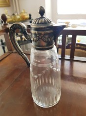 CARAFA VECHE PENTRU SERVIT LICHIOR DIN CRISTAL SI METAL ARGINTAT-WOLFF METAL -ANII 20