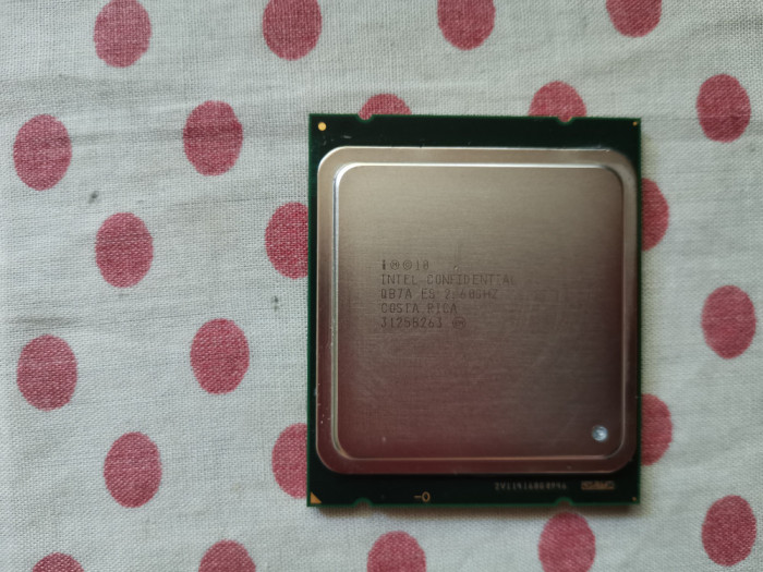 Procesor Intel Xeon Confidential Eight Core E5-2670 2.6Ghz socket 2011