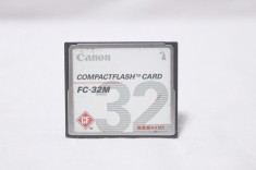 Card memorie CF Compact Flash Canon 32 MB foto