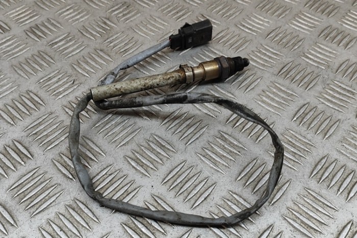 Sonda lambda AUDI A3 8V1, 8VK 2016 OEM: 06K906262AT,0258030308,0258030309 | 27503080
