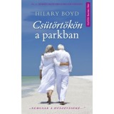 Cs&uuml;t&ouml;rt&ouml;k&ouml;n a parkban - Hilary Boyd