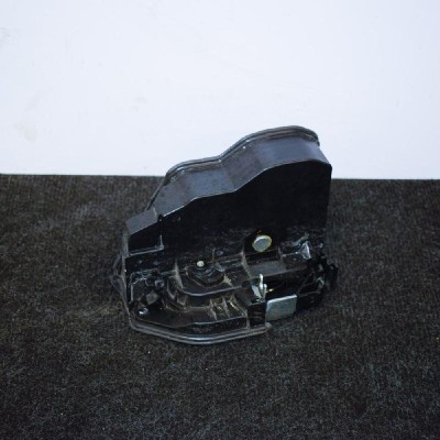 &amp;Icirc;ncuietoare ușă dreapta față BMW X4 F26 2015 OEM: 7318416 1982284 foto