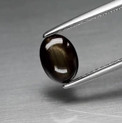 SAFIR NATURAL NEGRU cu ASTERISM NETRATAT -1,11 ct. Certificat de Autenticitate ! foto