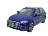 Macheta Audi Q5 1:24 albastru deschide usile, capota si portbagaj, sunete si lumini