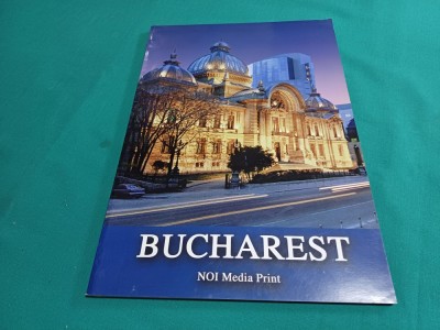 BUCUREȘTI *RADU ANTON ROMAN * ALBUM FOTO * 2001 * 27 foto