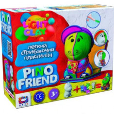 Set de creatie cu argila usoara Pino Friend Moon Light Caly-Rokki, 1 bucata, Oktoclay