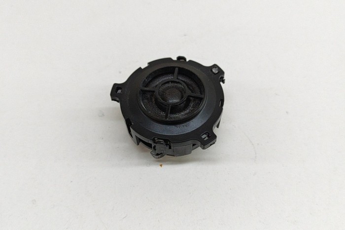 Difuzor ușă st&acirc;nga față VW GOLF VIII CD1 2020 OEM: 5H0035411 26288840