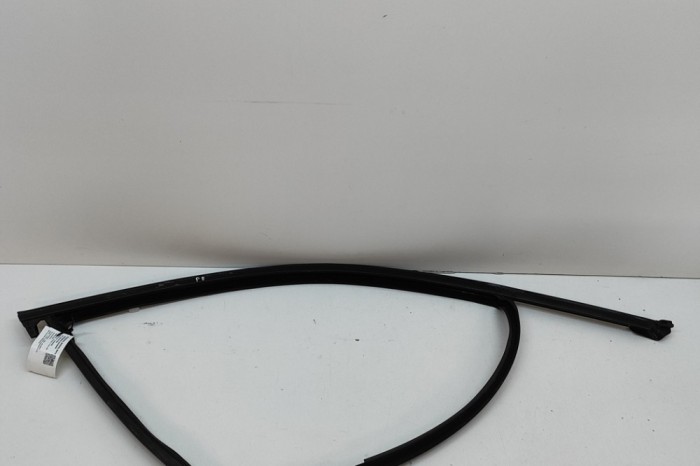 Bandou superior ușă dreapta față BMW iX3 G08 2023 OEM: 7393426 27421533
