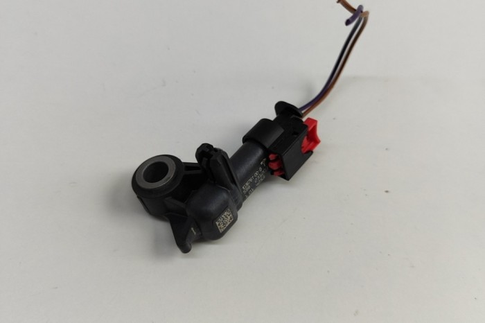 Senzor de impact lateral dreapta TESLA MODEL Y 2024 OEM: 103676100B 30358293