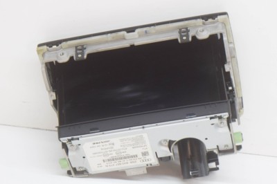 Ecran de navigație AUDI A3 Limousine 8VS, 8VM 2016 OEM: 8V0857974E,8V0857273N,8V0919604C 13120780 foto
