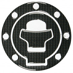 Autocolant protector pentru buson rezervor motocicleta Carbon Suzuki 7 gauri Garage AutoRide