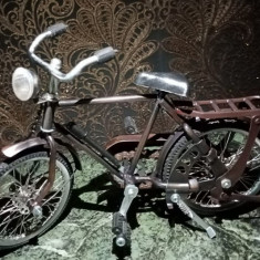Bicicleta decorativa în miniatura