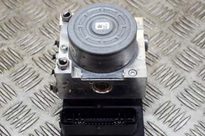 Pompa ABS MERCEDES-BENZ GLC C253 2017 OEM: A2534310200,A2539011400,10.0625-3533.1,10.0220-0873.4,10.0915-1570.3,28.5156-5412.3 14002290 foto
