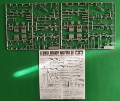 Kit GERMAN INFANTRY WEAPONS SET Firma TAMIYA Cod 111 Scara 1/35 DIORAMA MACHETA FIGURINE ASAMBLARE HOBBY WWII SOLDAȚI GERMANI AMERICANI RUȘI ARMAMENT