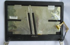 Asus X401A Carcasa display foto