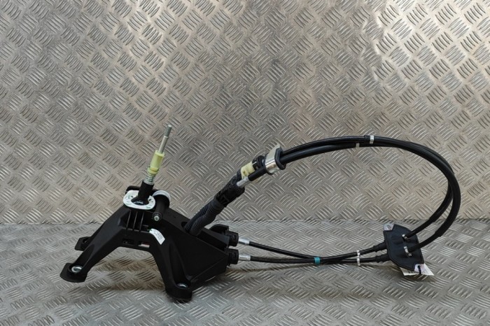 Timonerie cutie de viteze MAZDA CX-30 DM 2023 OEM: DFR5-46100 29508501