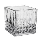Vază decorativă pătrată din sticlă transparentă cu model reliefat, 12x12x12 cm, CMCLASS