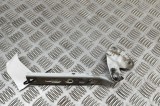 Balama capota dreapta față AUDI Q3 8U 2013 OEM: 8U0823302 30772946