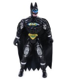 Jucarie Figurina Batman Negru 30 Cm Cu Lumini, Plastic, Varsta 3+ Ani
