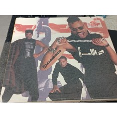 Vinil LP Cameo &lrm;&ndash; Machismo (VG++)