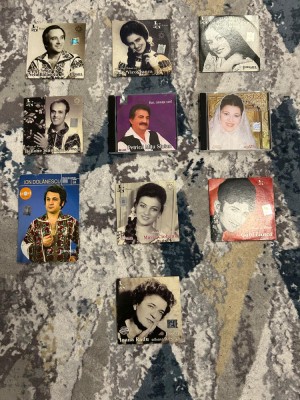 CD muzica populara foto