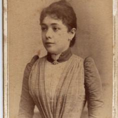 FOTOGRAFIE VECHE PORTRET FEMEIE BRAILA CDV FOTO ATELIER AURELIA