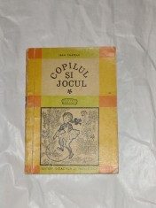 JEAN CHATEAU - COPILUL SI JOCUL foto