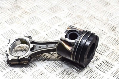 Piston OPEL ASTRA J 2010 OEM: 97376220,98428376 20423151 foto