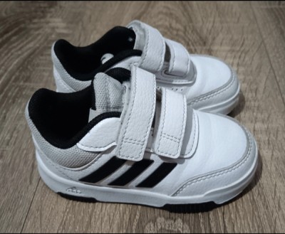 Adidași Adidas pentru copii foto