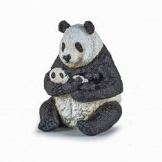 PAPO FIGURINA URS PANDA SEZAND CU PUI IN BRATE