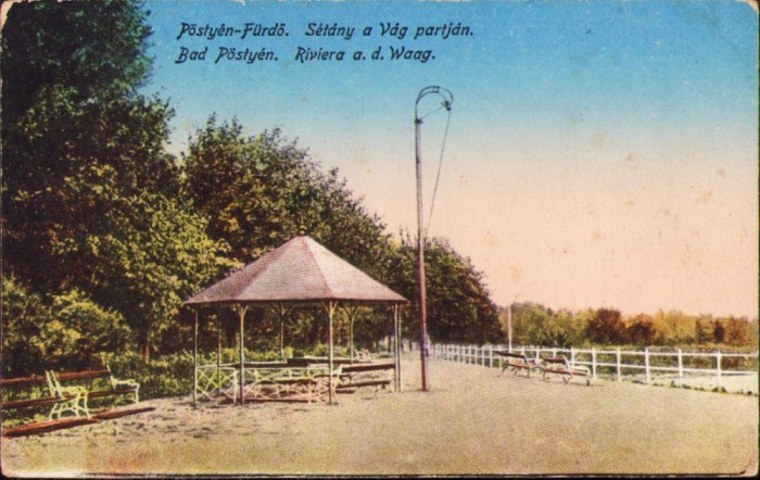 CP523N P&ouml;sty&eacute;n-F&uuml;rdő S&eacute;t&aacute;ny a V&aacute;g partj&aacute;n Bad P&ouml;sty&eacute;n RIviera a d Waag postcard circulated Sz&aacute;szv&aacute;ros/Gherla