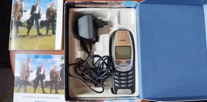 Nokia 6310i, in stare foarte exceptionala !!