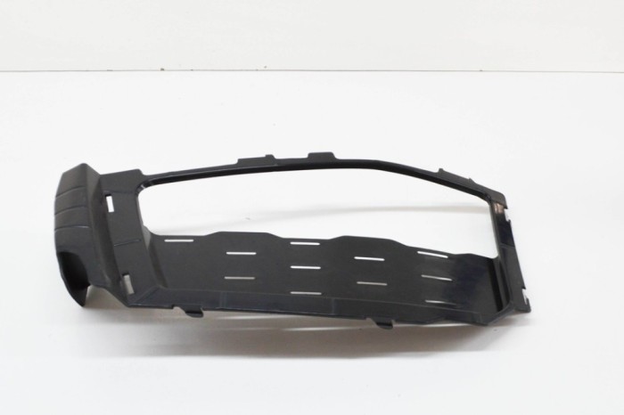 Grila st&acirc;nga față BMW 7 G11, G12 2016 OEM: 8076415 21020033