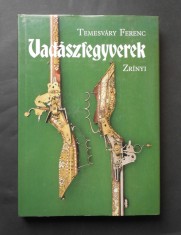 Arme de vanatoare. Descrie si prezinta 373 piese. Foarte bogat ilustrata