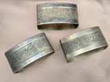 TREI INELE VINTAGE PENTRU SERVETE DIN METAL ARGINTAT