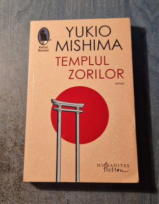 Templul zorilor Yukio Mishima foto