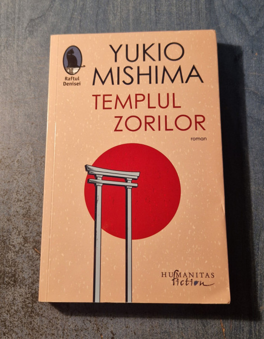 Templul zorilor Yukio Mishima