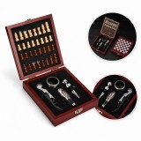 Set cutie cadou, include tabla de sah cu piese de sah si accesorii pentru vin, 17 cm, JollyMag, PDOZ28