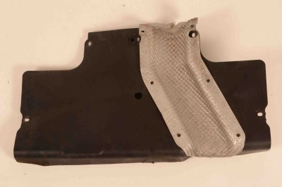 Scut motor central spate INFINITI Q30 2016 OEM: A2463520391 foto