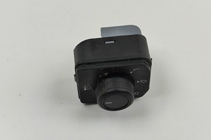 Comutator de reglare oglinda VW PASSAT Variant B8 3G5 2020 OEM: 3G0959565 30436328
