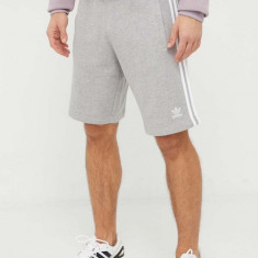 adidas Originals pantaloni scurți din bumbac Adicolor 3-Stripes culoarea gri, melanj, IU2340