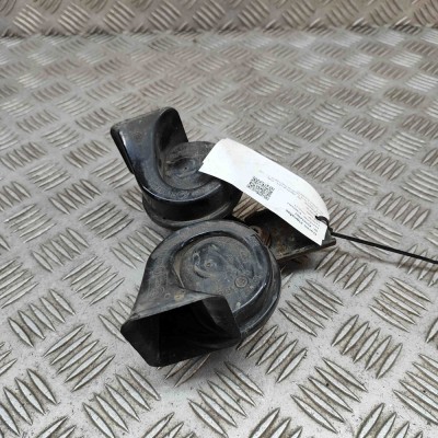 Claxon VW AMAROK 2H_, S1B 2016 OEM: 3B0951221D,5C0951223C 25254007 foto