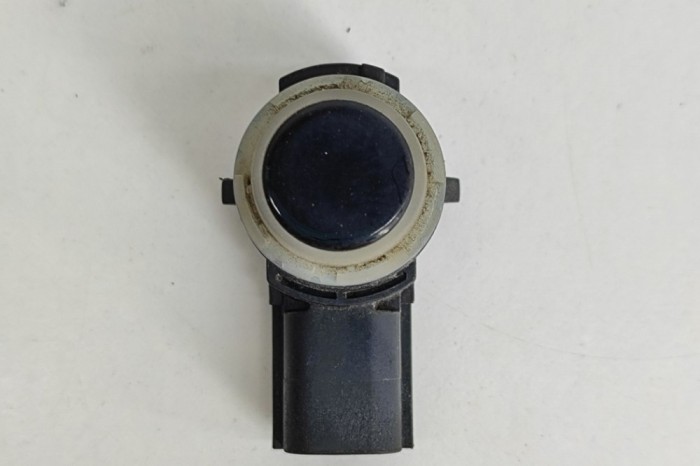 Senzor de parcare spate FORD PUMA J2K, CF7 2022 OEM: HU5T-15K859-AAW 25311729