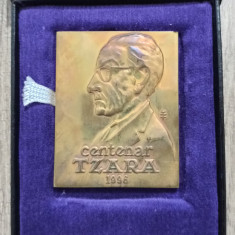 Placheta bronz centenar Tristan Tzara 1996, medalist Teodor Zamfirescu
