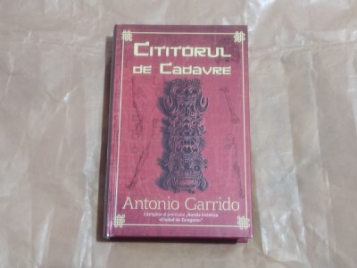 ANTONIO GARRIDO - CITITORUL DE CADAVRE cartonata foto