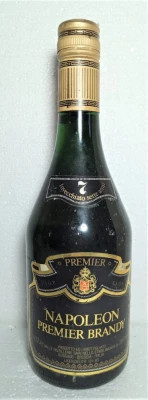 NAPOLEON PREMIER BRANDY, LA MULTI 7 ANI, CL. 70 gr. 38 ANI 80/90 foto