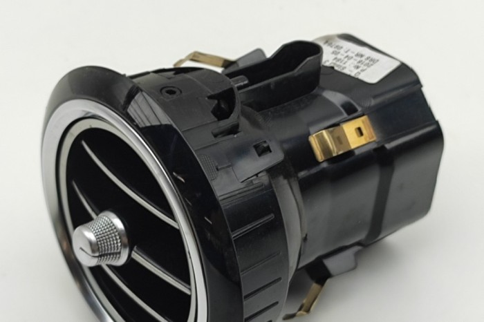 Gura de ventilație planșa de bord MERCEDES-BENZ E T-Model S213 2018 OEM: A2138308000 31032456