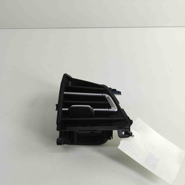 Gura de ventilație planșa de bord AUDI Q4 SUV F4B 2023 OEM: 89C820902 29083266