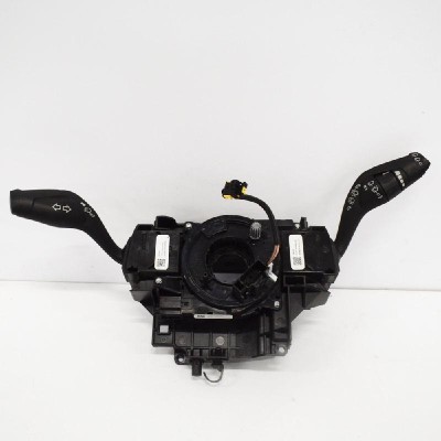 Maneta semnalizare ștergătoare FORD FOCUS III Turnier 2014 OEM: AV6T-13335-ADAV6T-17A553-AEBV6T-13N064-AJ | 2748134 foto